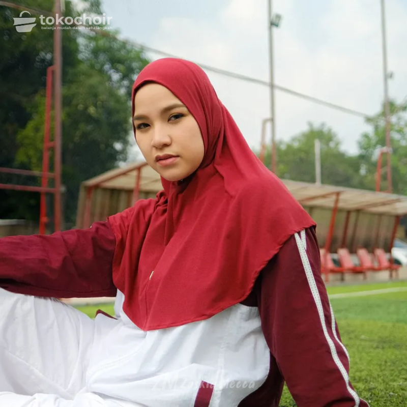 Zaskia Mecca - Aqifa Maroon Kerudung Bergo Instan