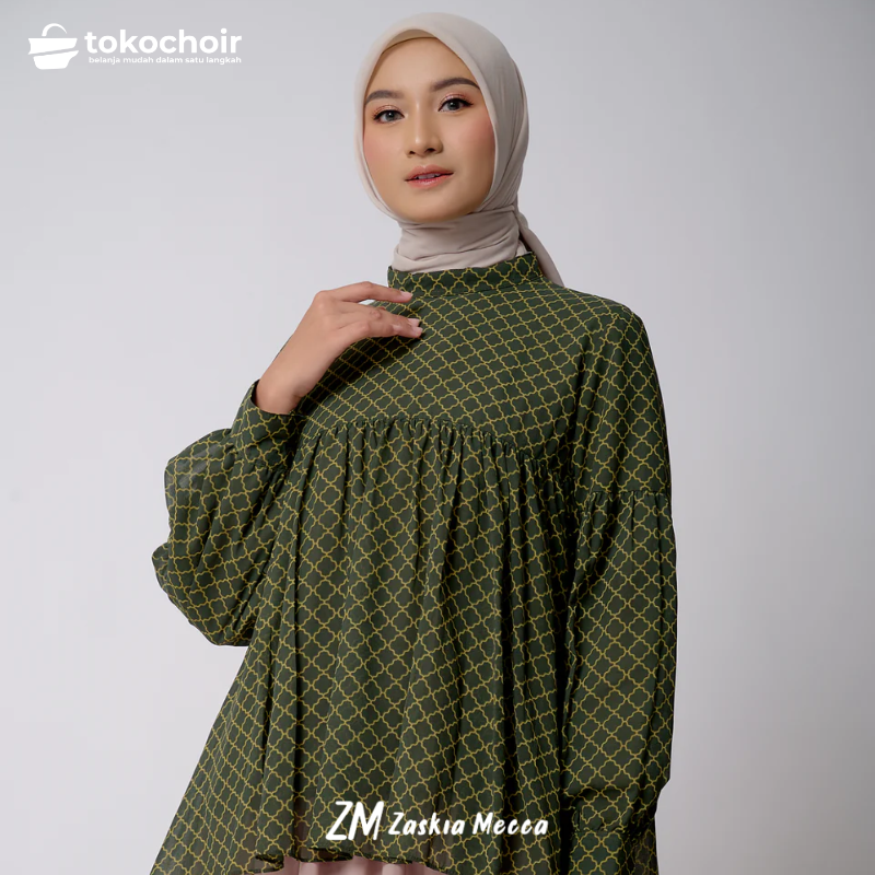 Zaskia Mecca - Gyuna Green Blouse - Teman Serumpun - Edisi Malaysia