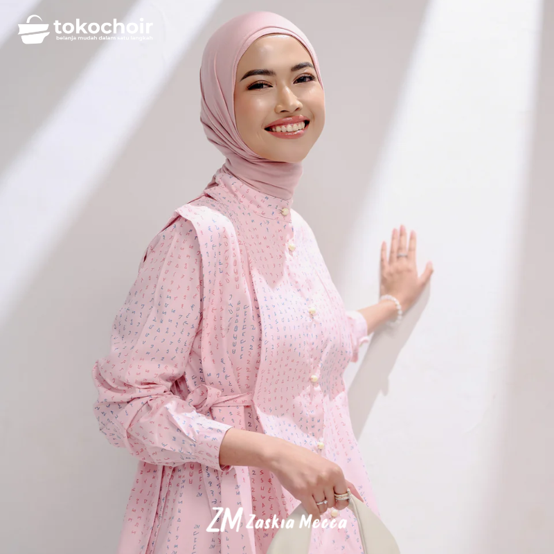 Zaskia Mecca - Motika Blouse Wanita - Aksara Nusantara